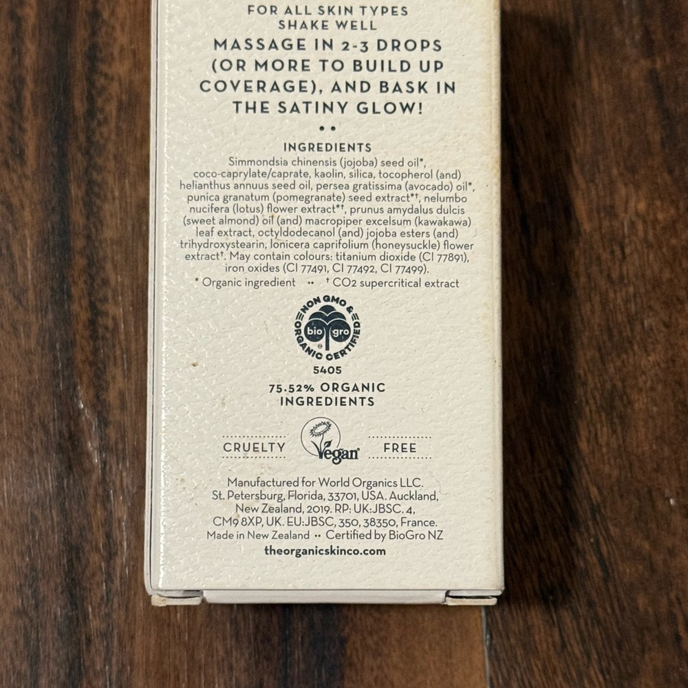 TOCC The Only Glow Tinted Face Oil - Medium (Cream) - Picture 3 of 3